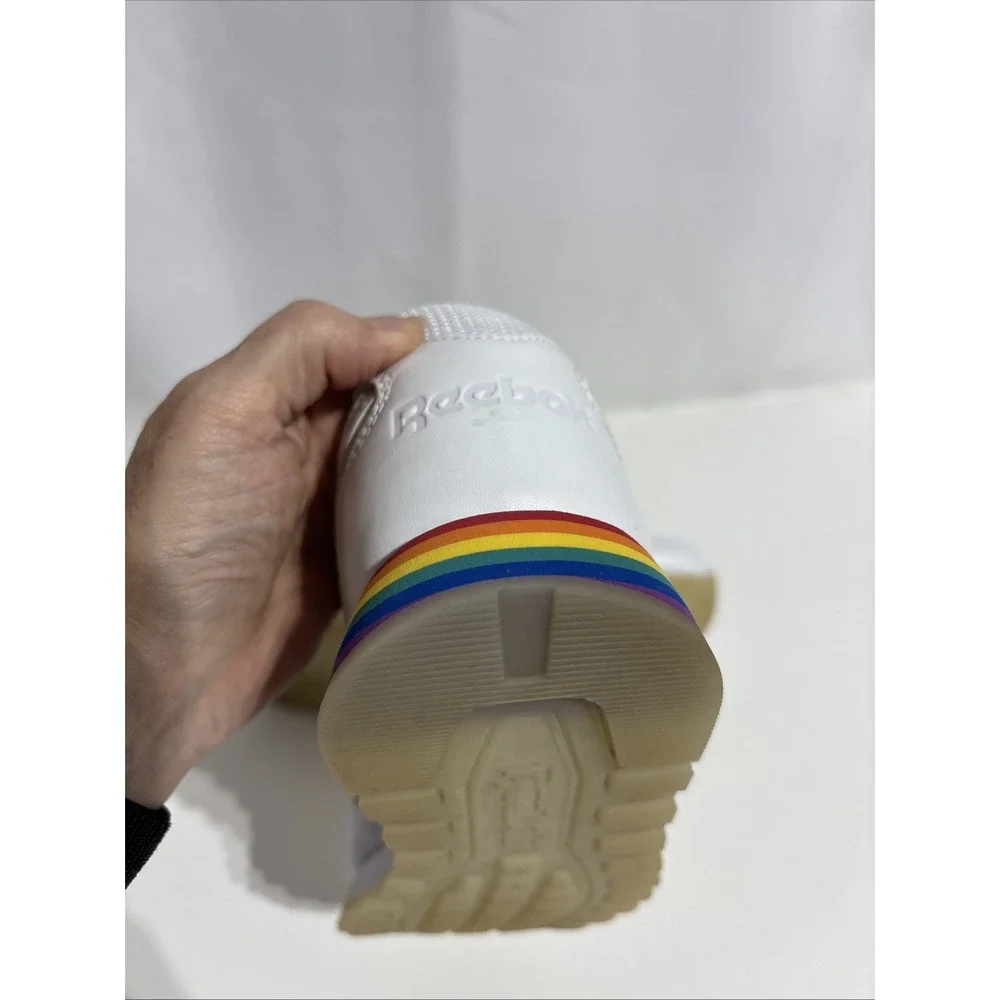 Reebok Harman Run Pride Shoes White/Rainbow Men's Size 5.5 FY5311 Pride Month